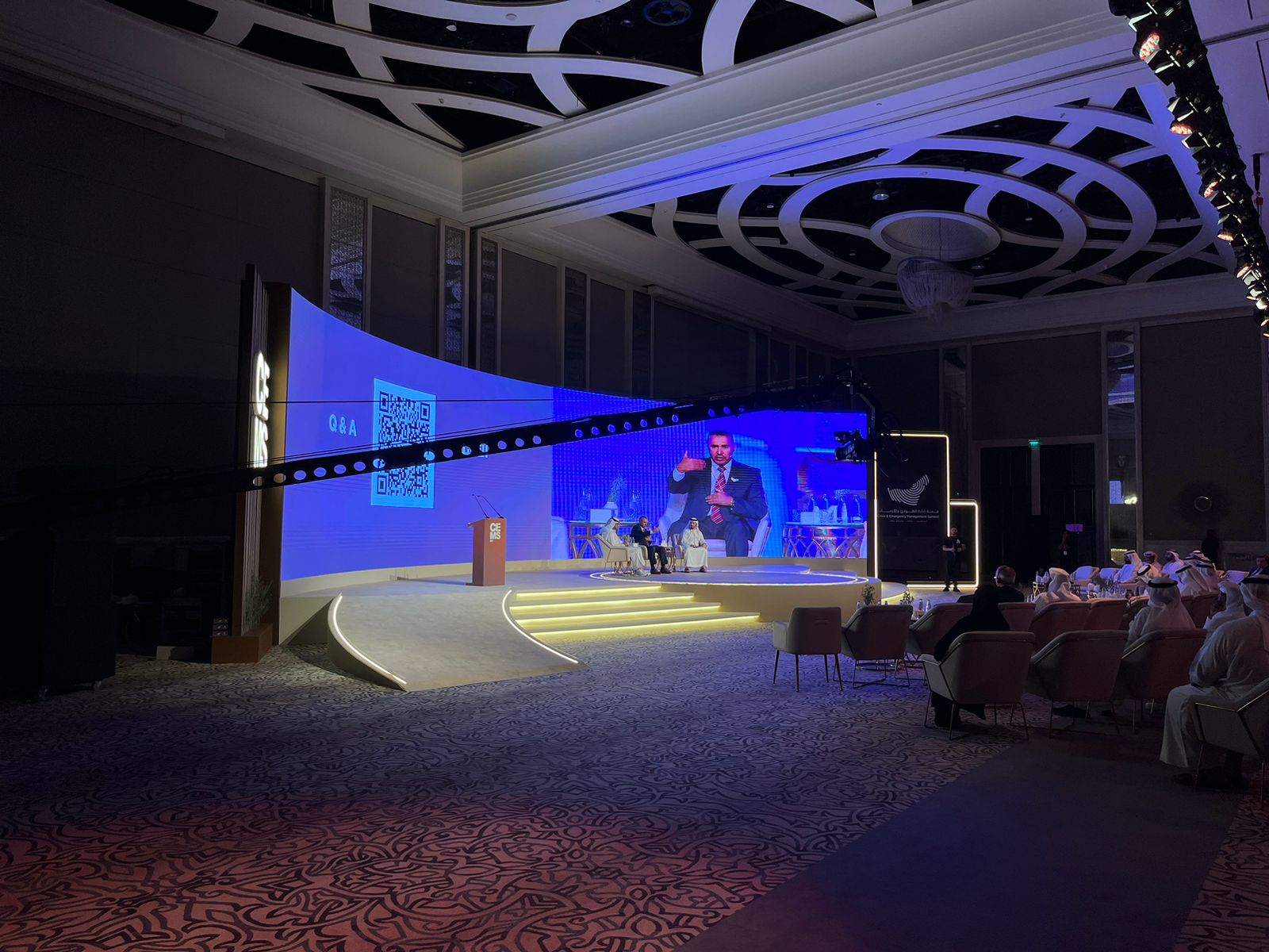 Curved LED Screen